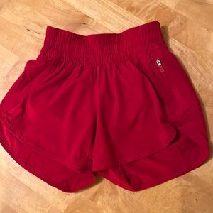 Lululemon Hotty Hot Short in red size 0